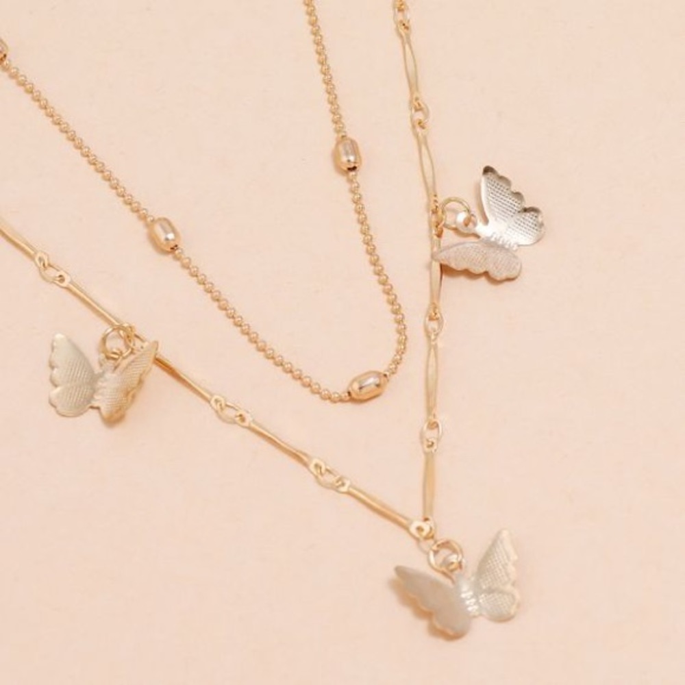 Last 1❗️2/$20💛 Butterfly Layered Necklace Bamboo - Picture 3 of 3